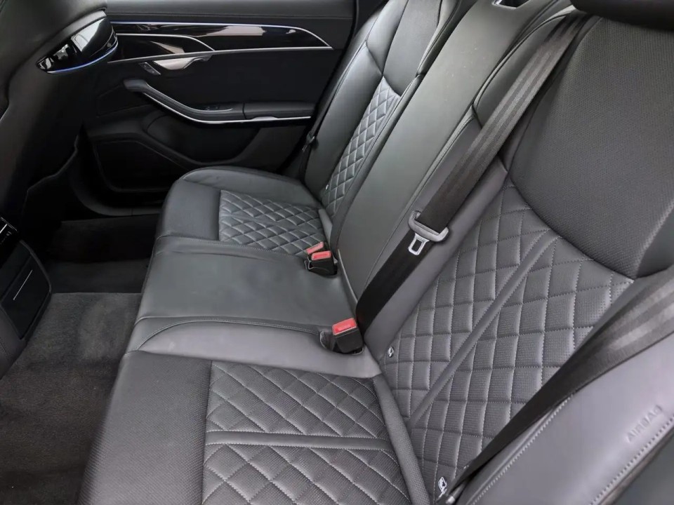 Audi A8 50TDI quattro S line - foto 11