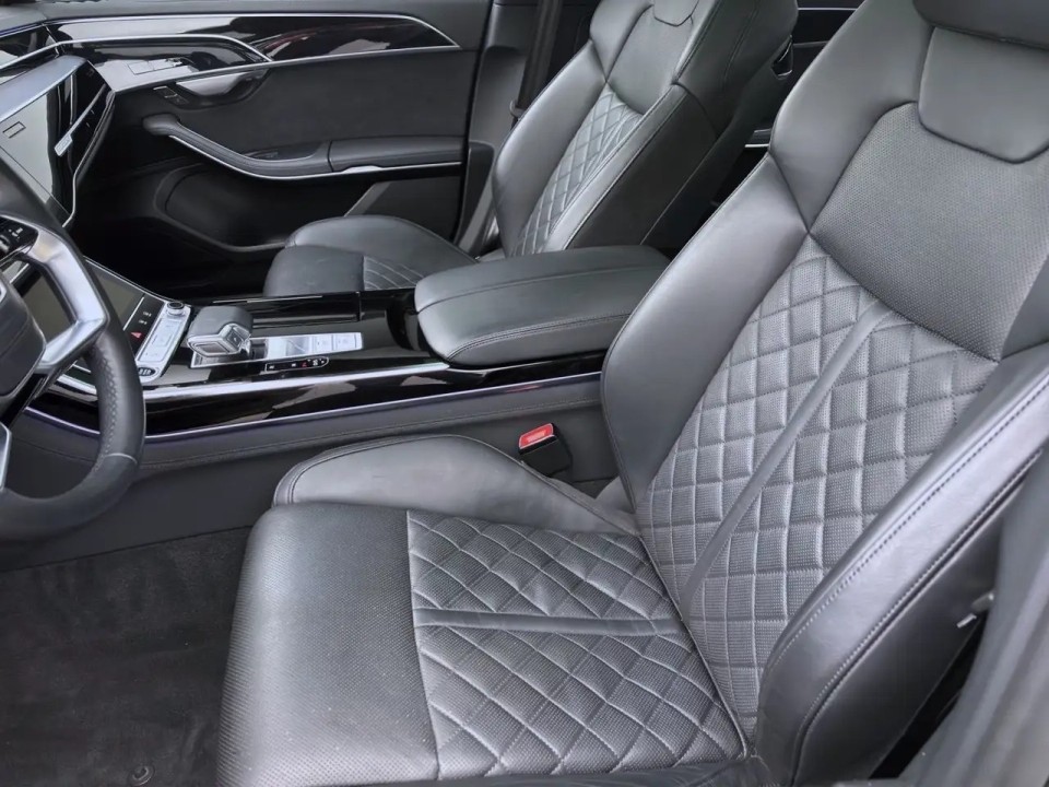 AUDI A8 2022 — imagine 20