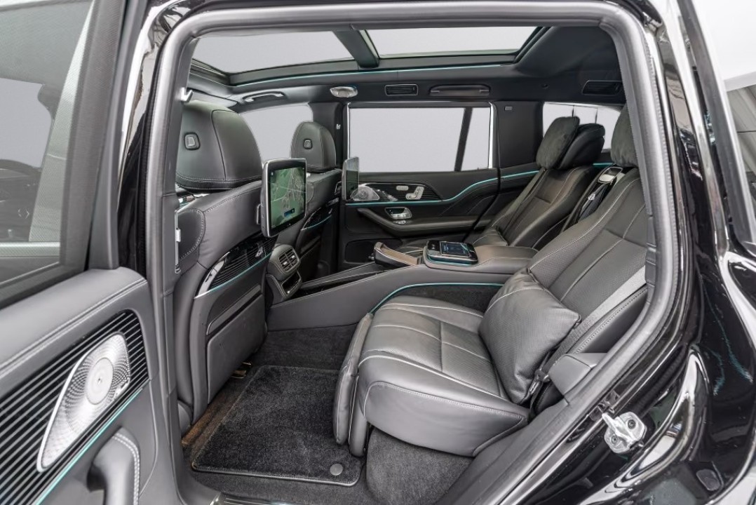 Mercedes-Maybach GLS 600 - foto 13