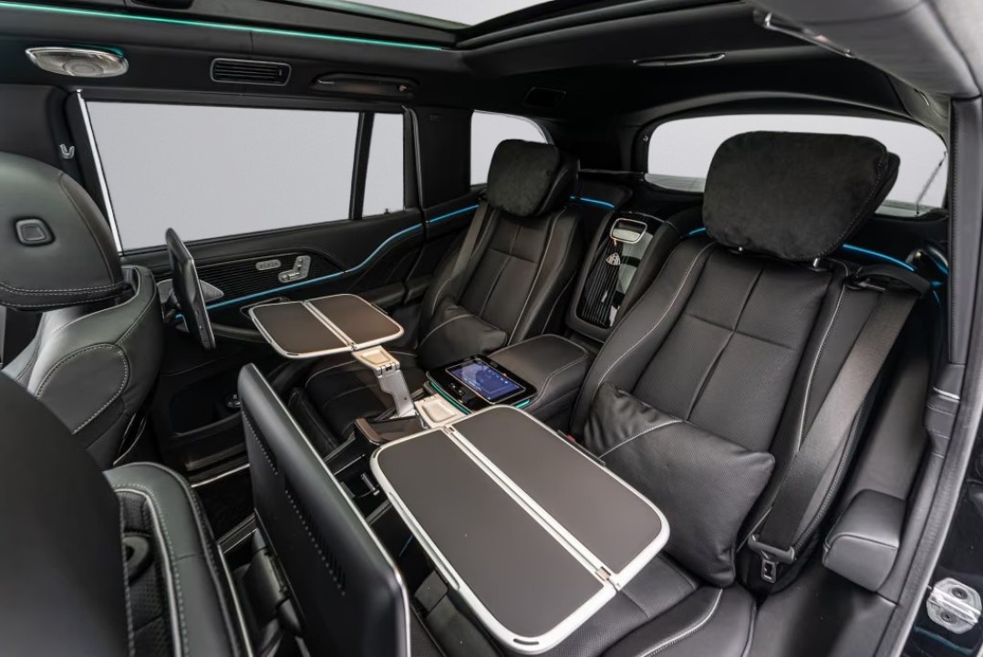Mercedes-Maybach GLS 600 - foto 16