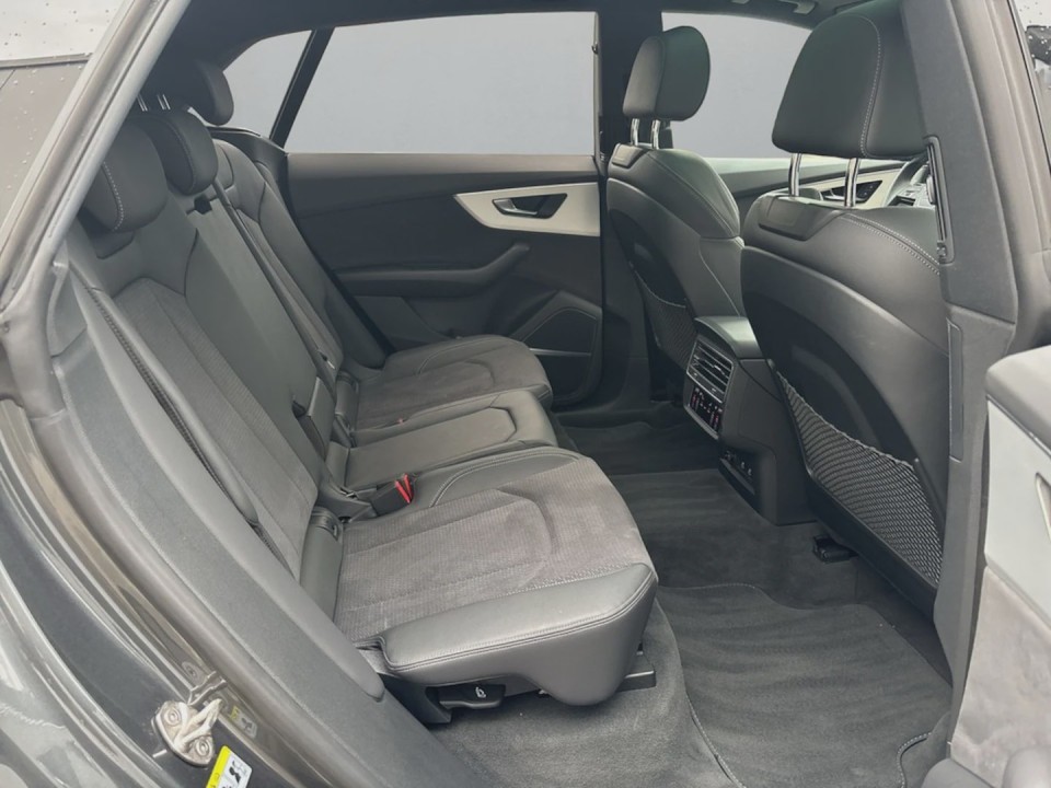 AUDI Q8 2024 — imagine 5