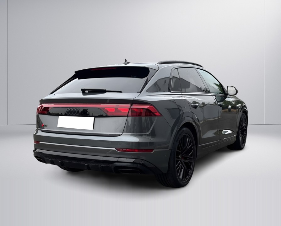 AUDI Q8 2024 — imagine 3