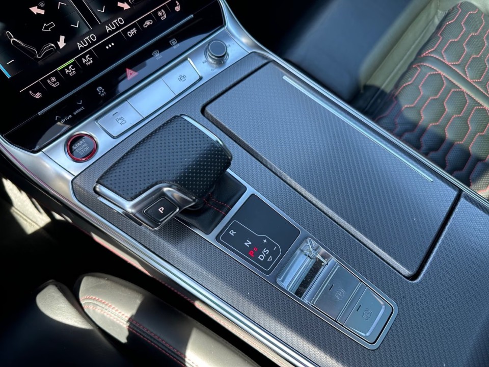AUDI RS7 2024 — imagine 20