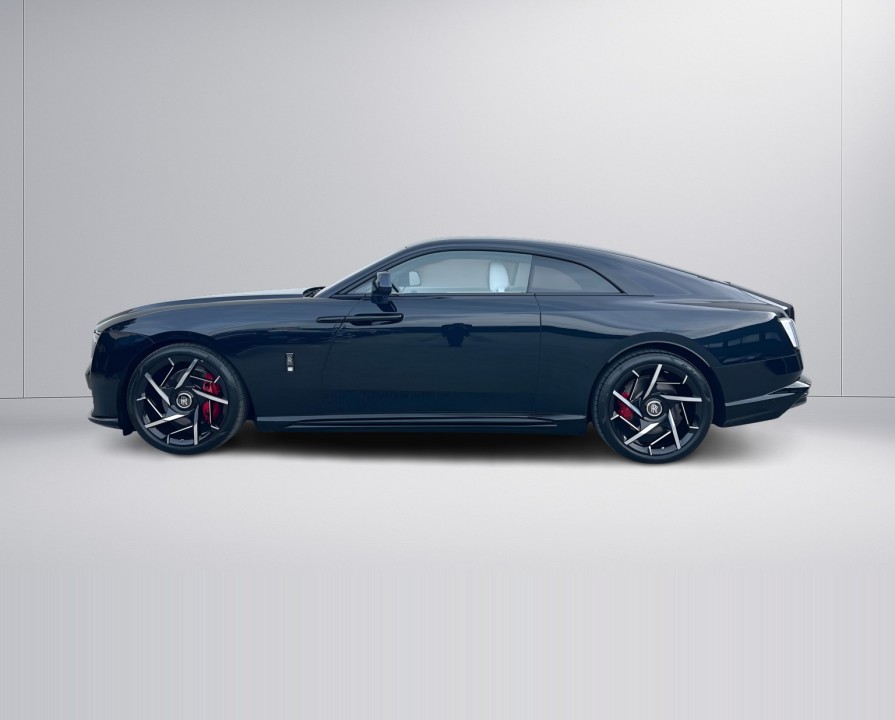 Rolls-Royce Spectre Black Badge (5)