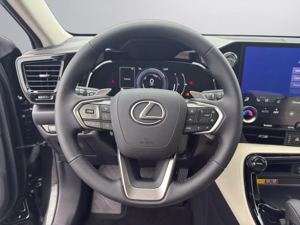 LEXUS NX 2026 — imagine 18