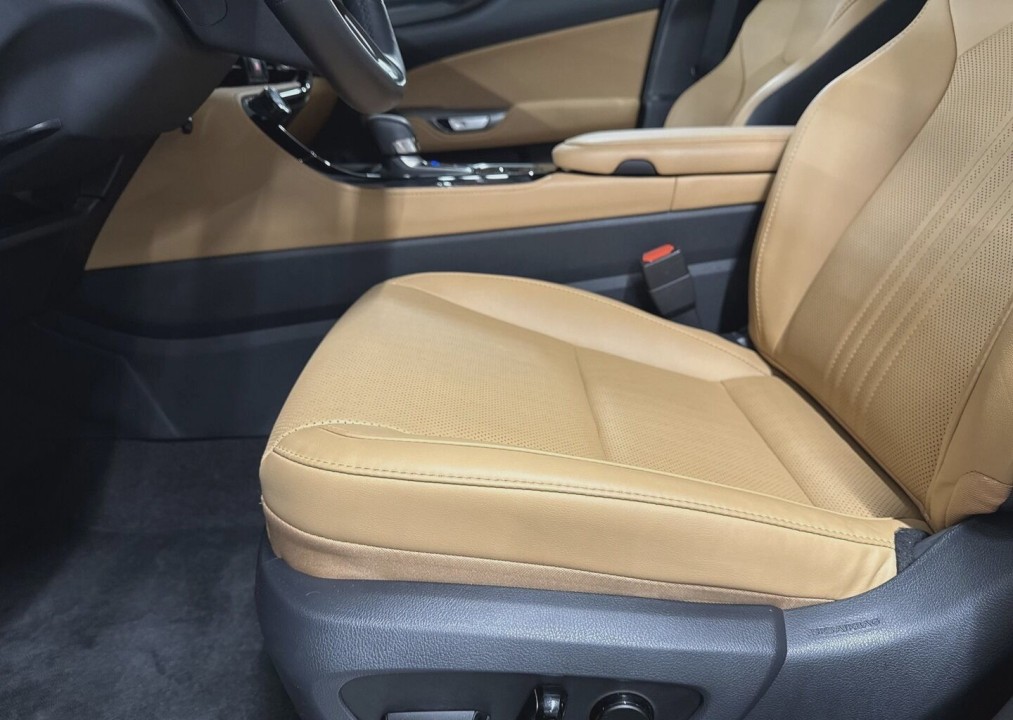 Lexus Seria NX 350h FWD Prestige - foto 19