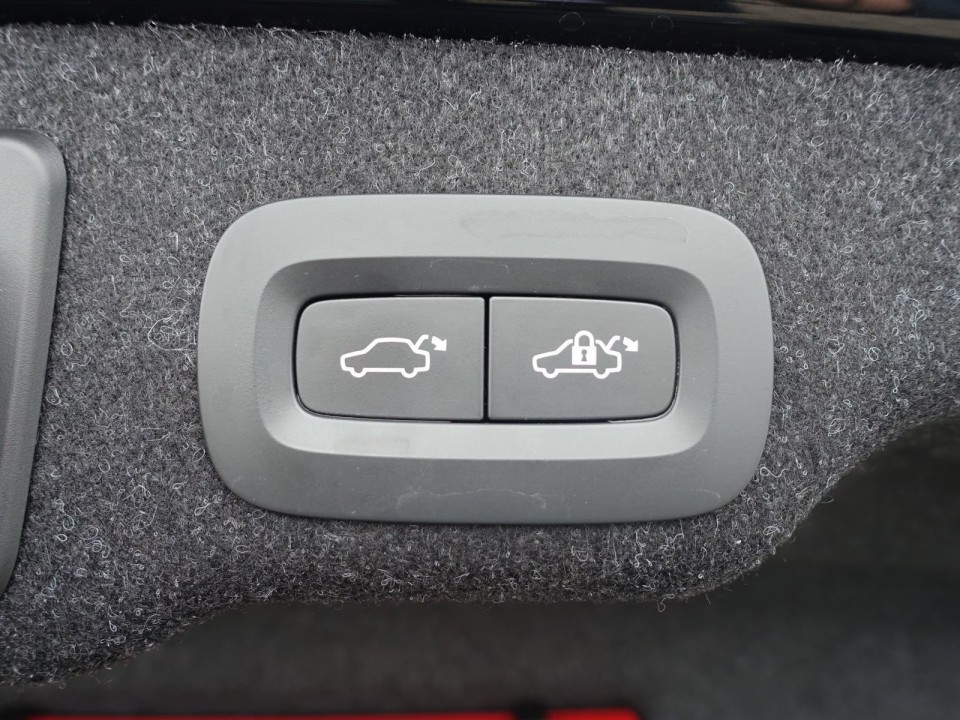 Volvo S90 T8 Recharge AWD Ultimate Bright - foto 26