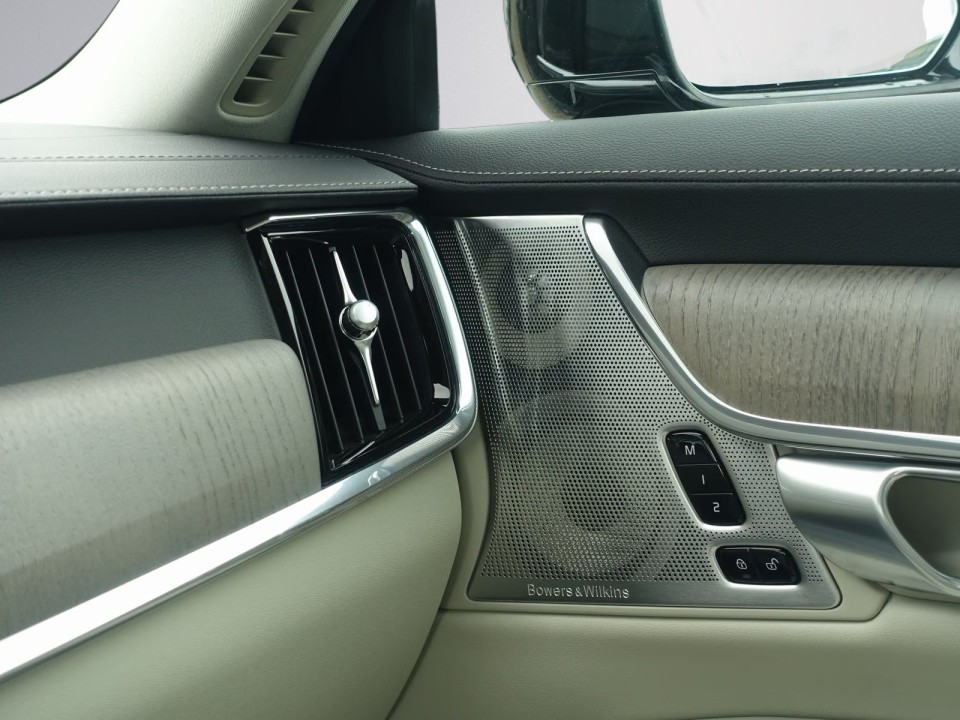 Volvo S90 T8 Recharge AWD Ultimate Bright - foto 22