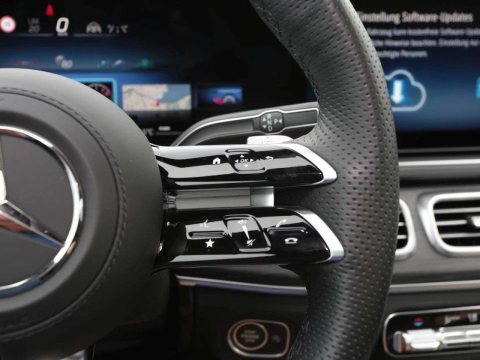 Mercedes-Benz GLE Coupé 300d 4MATIC AMG Line - foto 14