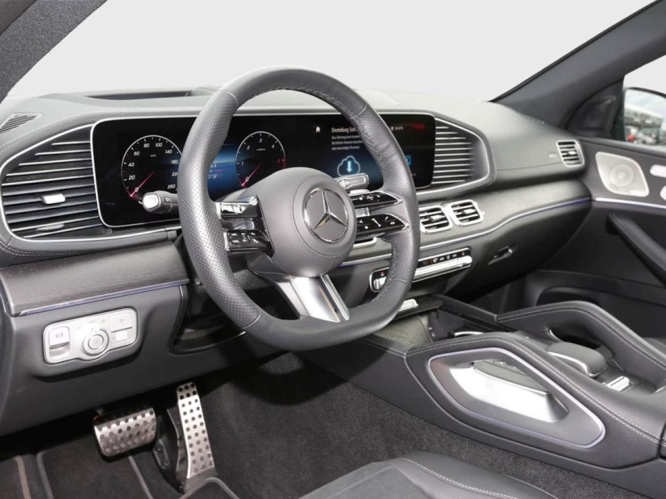 MERCEDES-BENZ GLE-Class 2025 — imagine 5