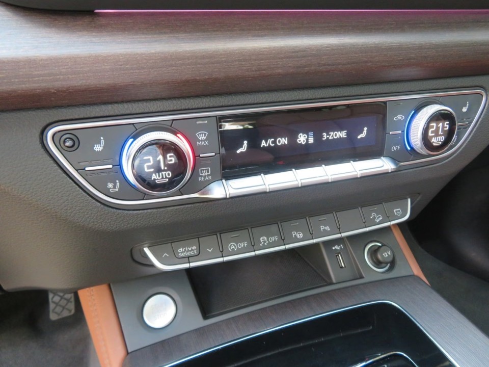 Audi Q5 SUV 3.0TDI S line - foto 12