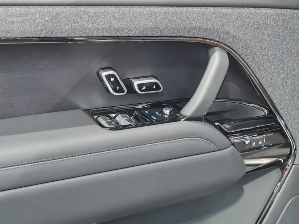 LAND ROVER Range Rover Sport 2025 — imagine 19