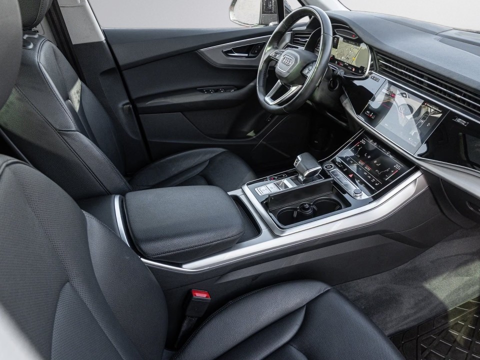 AUDI Q7 2021 — imagine 15