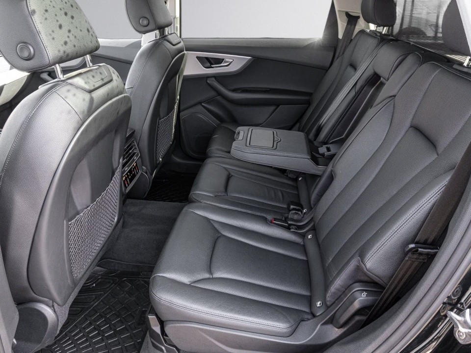 AUDI Q7 2021 — imagine 17