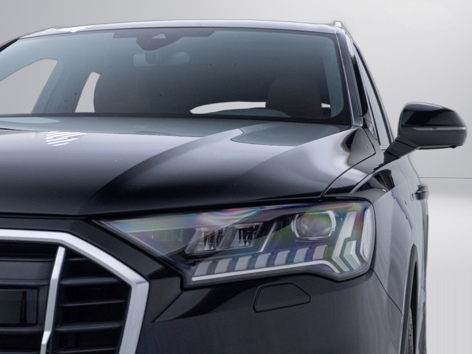 AUDI Q7 2021 — imagine 13