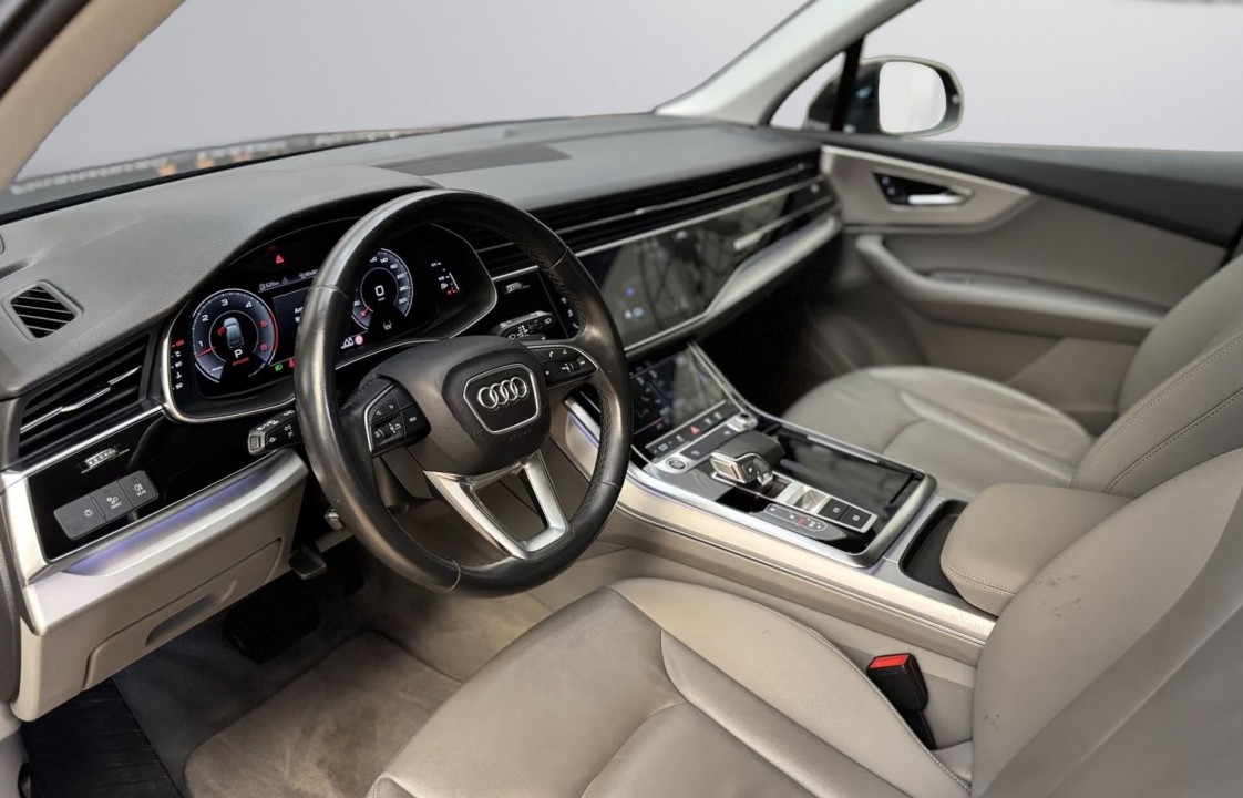AUDI Q7 2021 — imagine 20