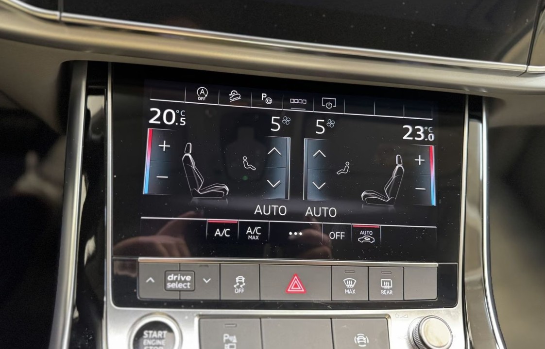Audi Q7 50TDI - foto 17