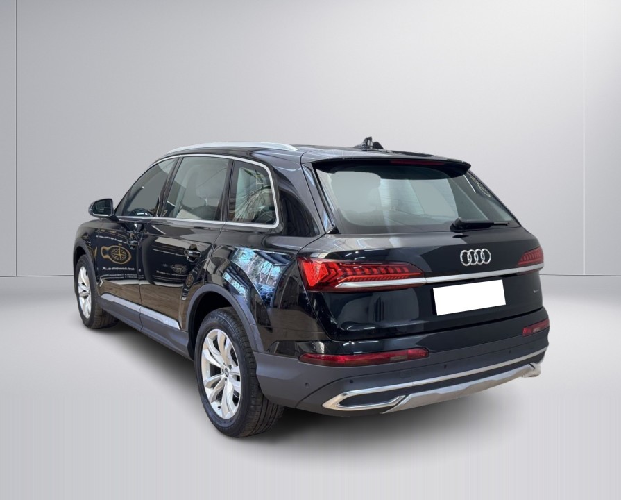 AUDI Q7 2021 — imagine 5
