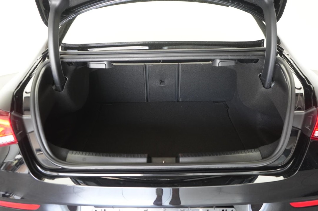 Mercedes-Benz CLA 35 AMG 4MATIC - foto 35