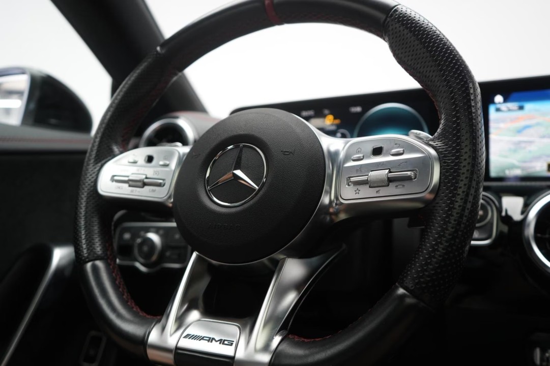 Mercedes-Benz CLA 35 AMG 4MATIC - foto 9