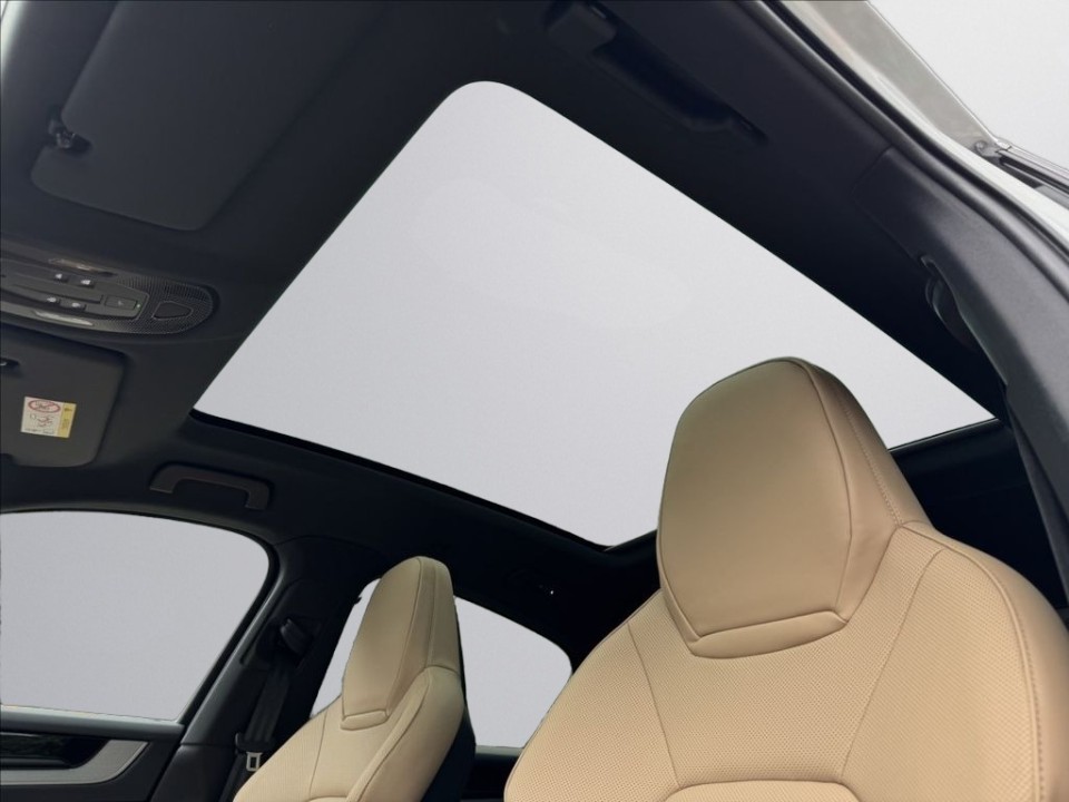 Porsche Cayenne Coupe - foto 20