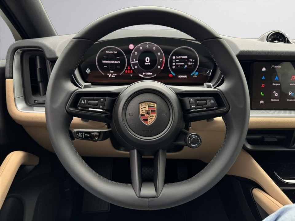 Porsche Cayenne Coupe - foto 16