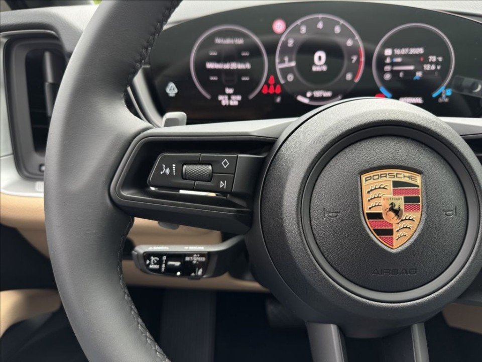 Porsche Cayenne Coupe - foto 17