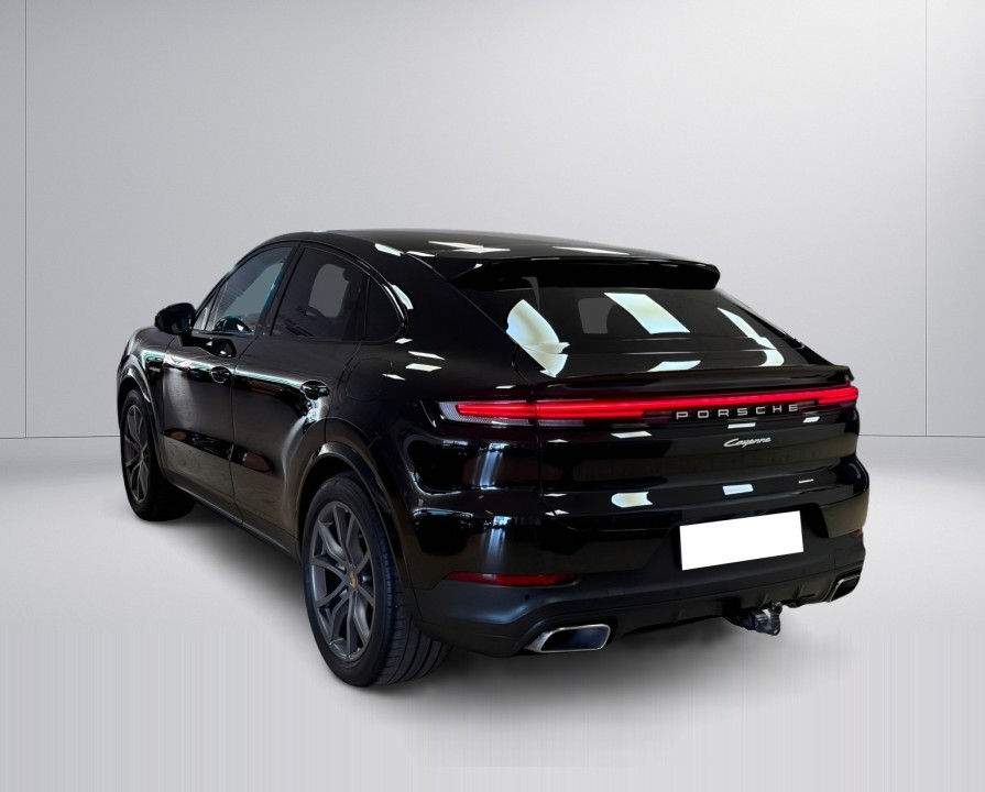 PORSCHE Cayenne Coupe 2024 — imagine 5