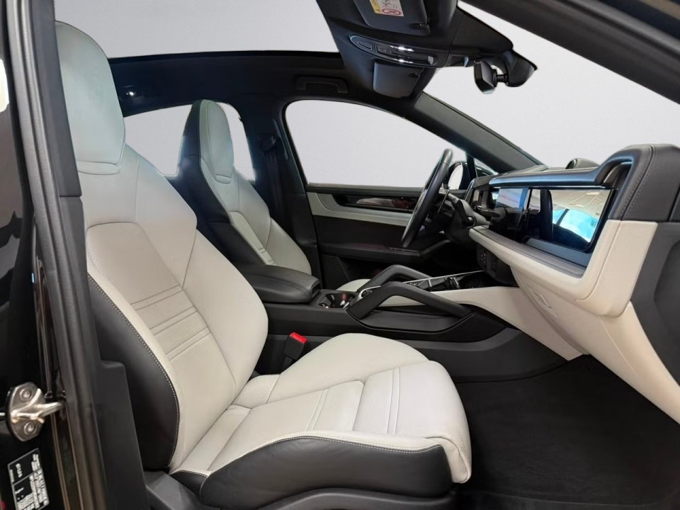 Porsche Cayenne Coupe E-Hybrid - foto 16