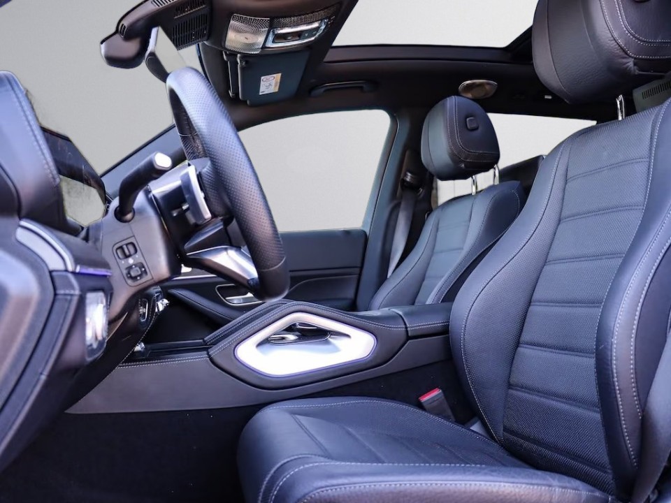 Mercedes-Benz GLS 450 4MATIC AMG Line - foto 16