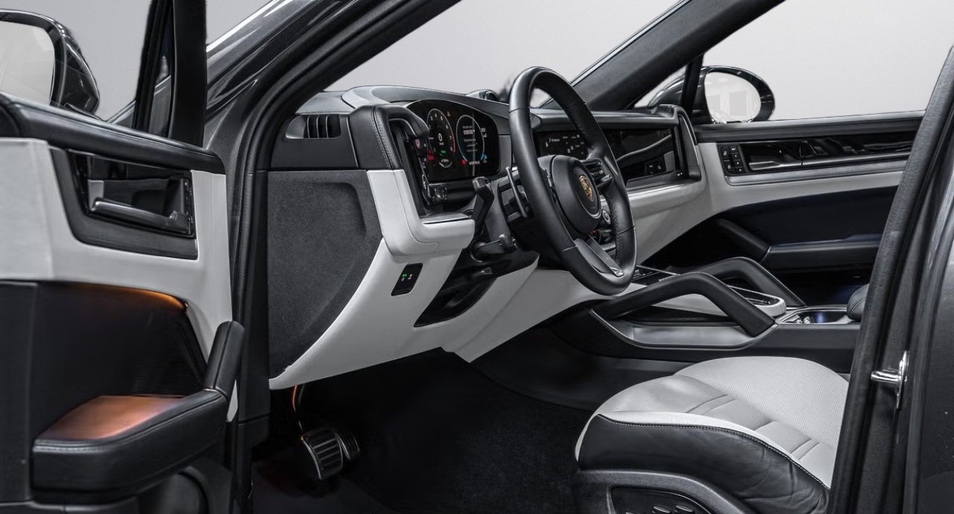 PORSCHE Cayenne 2024 — imagine 17