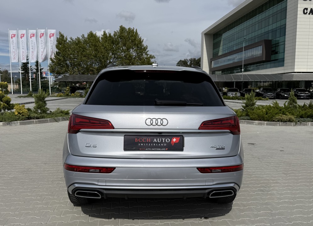Audi Q5 SUV 40TDI quattro S tronic S-Line MHEV (4)
