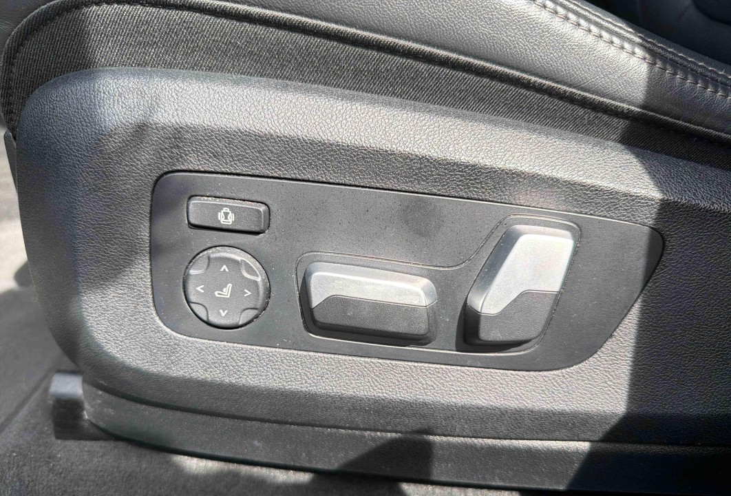BMW X6 30d xDrive - foto 16