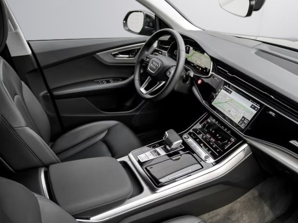 AUDI Q8 2022 — imagine 4