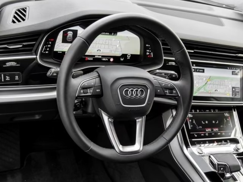 AUDI Q8 2022 — imagine 3