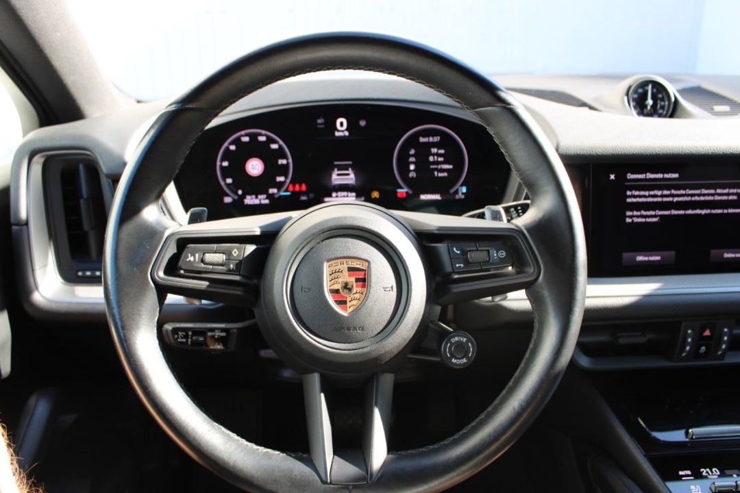 Porsche Cayenne Coupe - foto 9