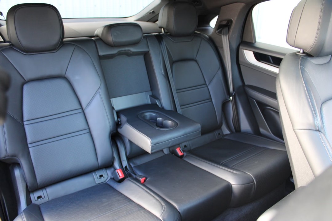 Porsche Cayenne Coupe - foto 29