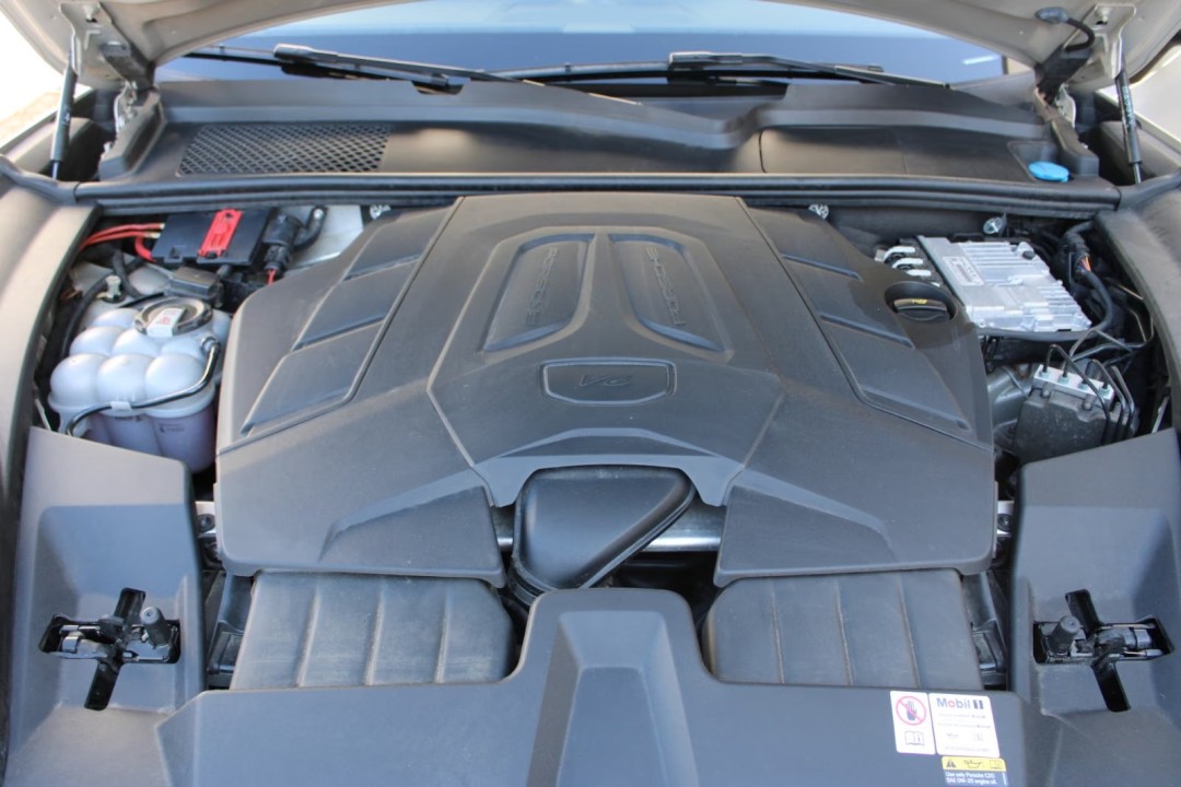 Porsche Cayenne Coupe - foto 39