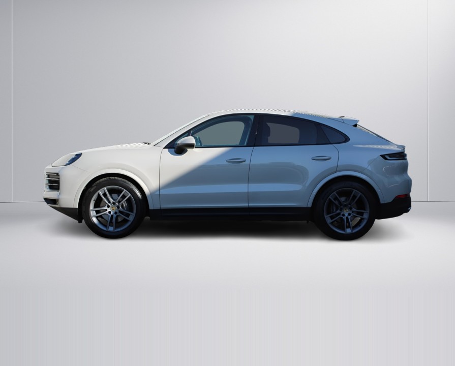 PORSCHE Cayenne Coupe 2023 — imagine 16