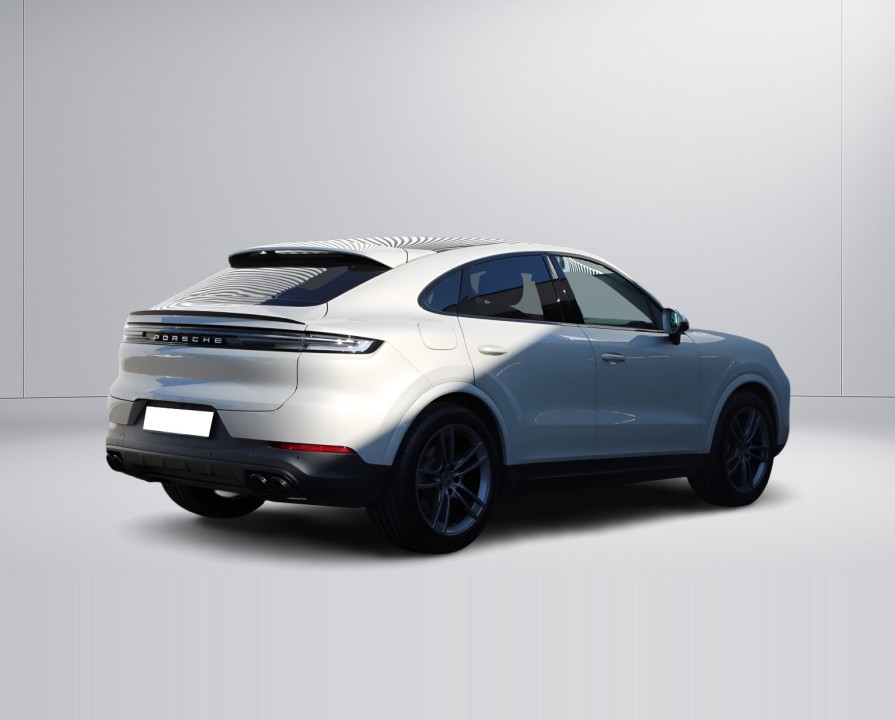 PORSCHE Cayenne Coupe 2023 — imagine 3