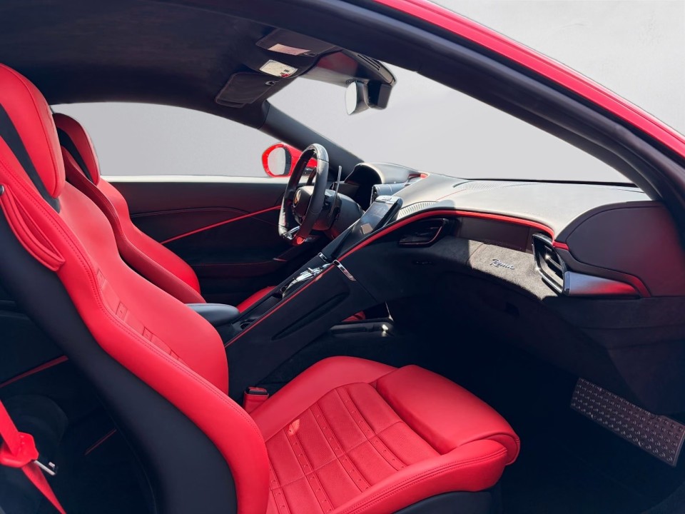 Ferrari Roma - foto 15
