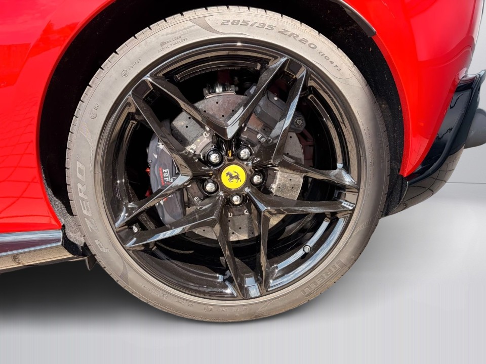 Ferrari Roma - foto 28