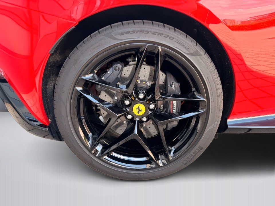 Ferrari Roma - foto 27