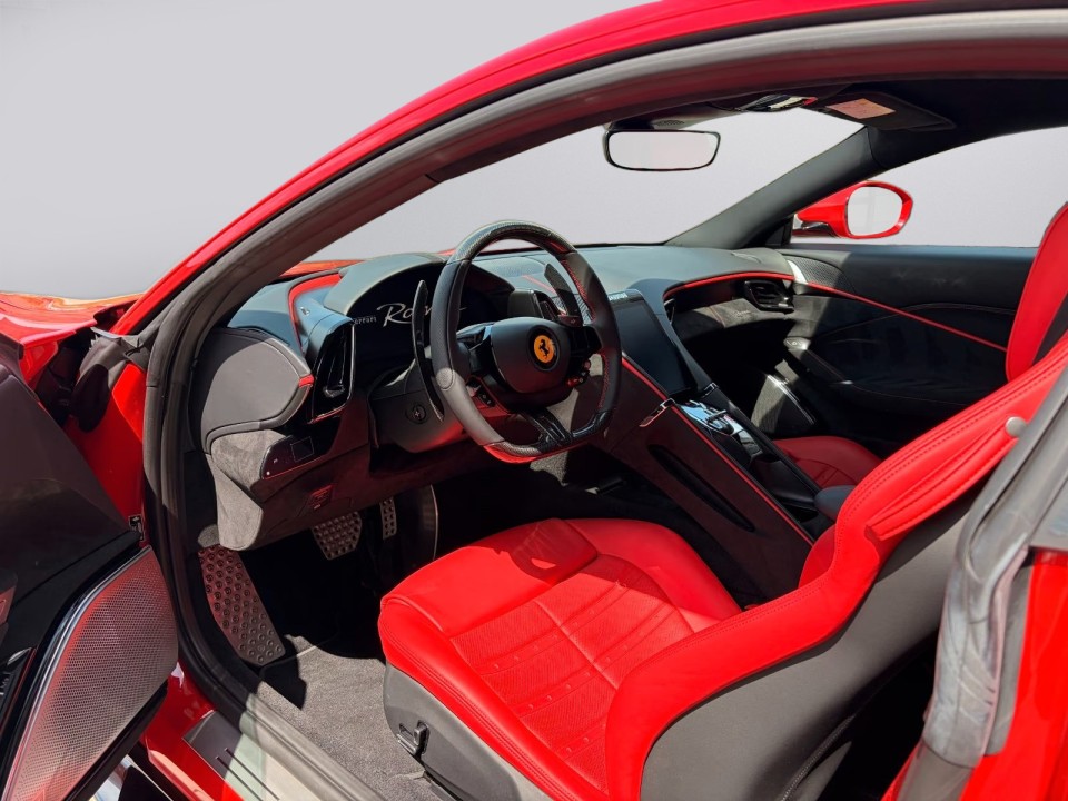 Ferrari Roma - foto 13