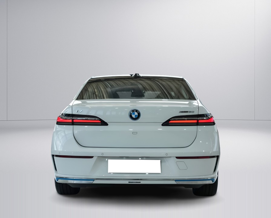BMW i7 xDrive60 Pure Design (5)