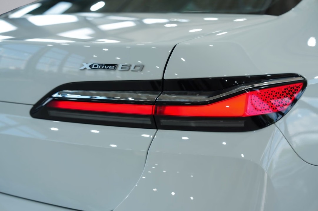 BMW i7 xDrive60 Pure Design - foto 24