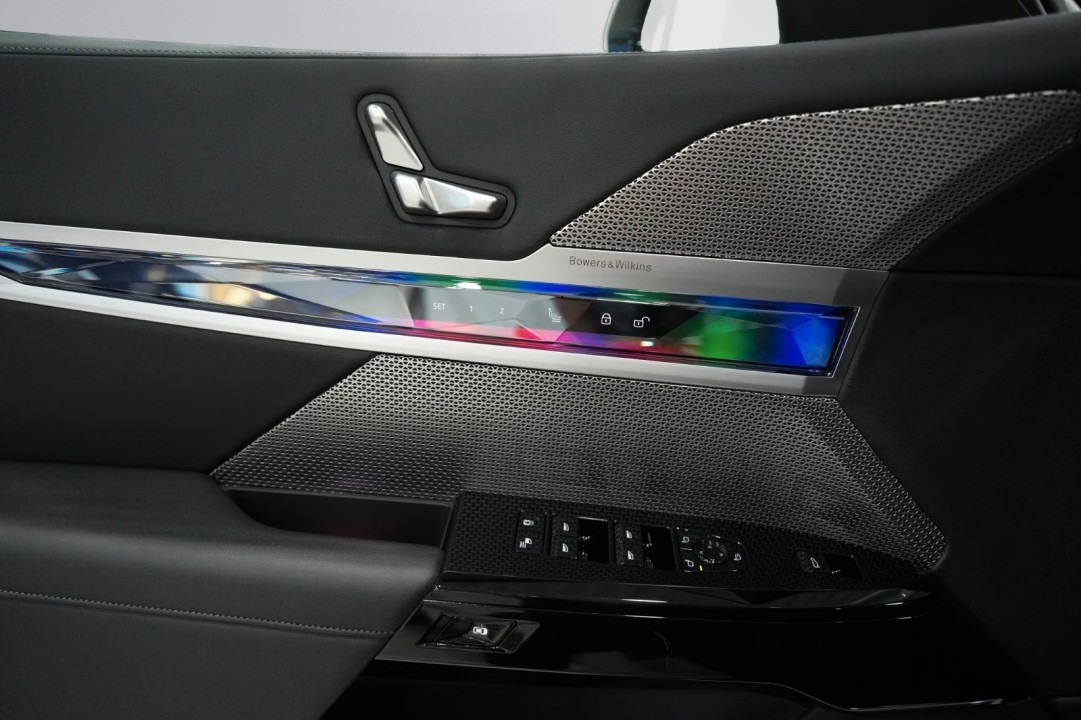 BMW i7 xDrive60 Pure Design - foto 13
