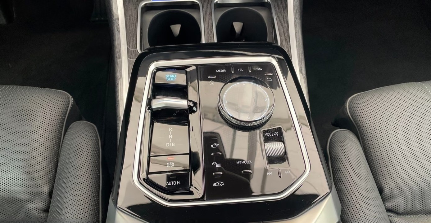 BMW i7 eDrive50 - foto 8