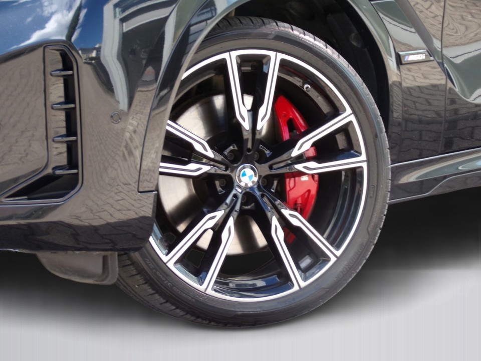 BMW X6 M60i - foto 11