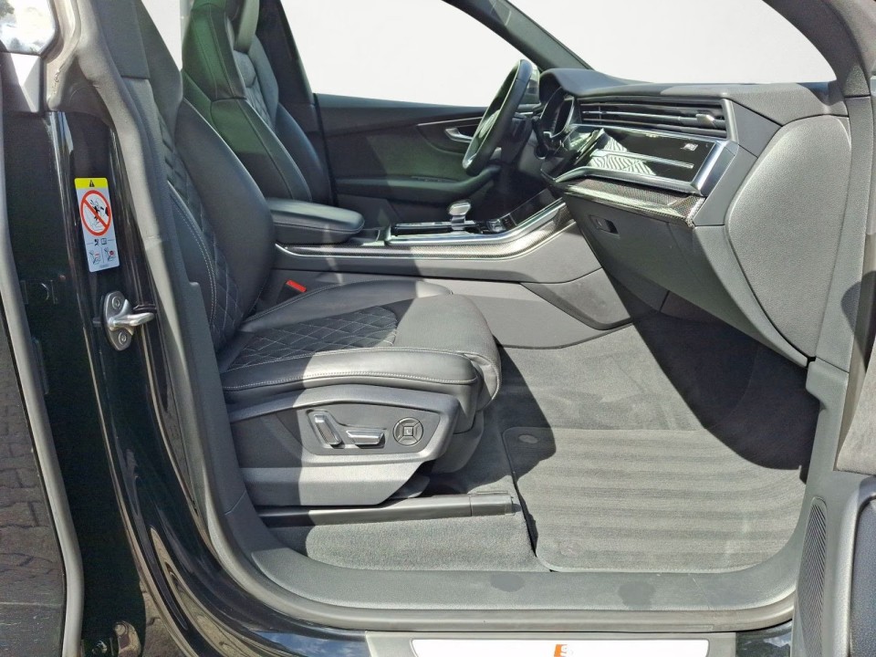 AUDI Q8 2022 — imagine 20